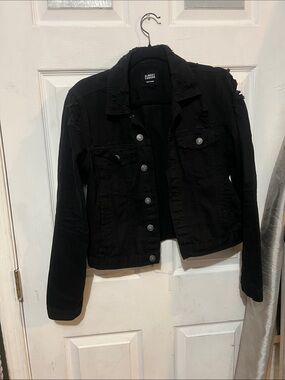 Almost Famous Black Distressed Denim Jacket